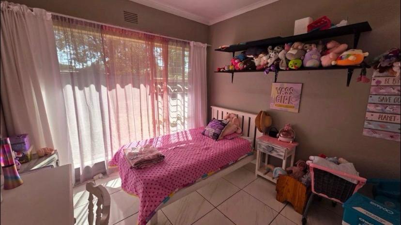 5 Bedroom Property for Sale in Sasolburg Ext 23 Free State